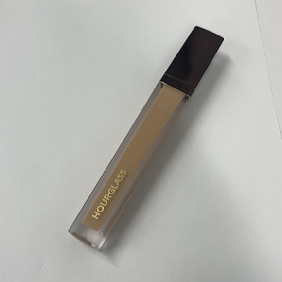 HOURGLASS - Picture 2 of 3